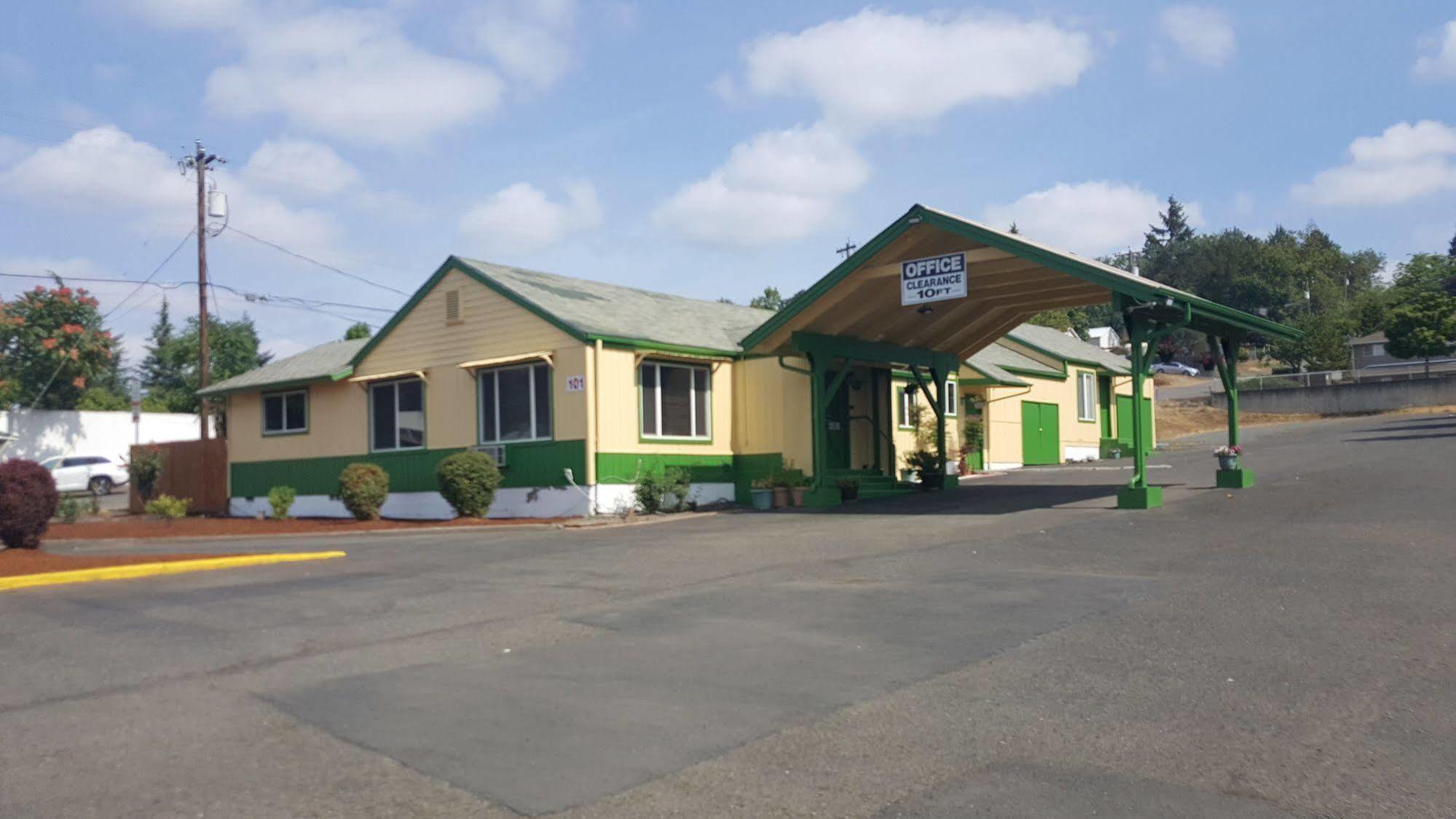 Safari Inn Motel Winston Exterior photo